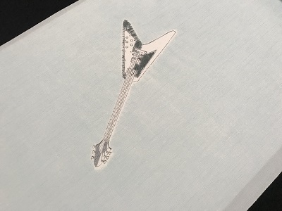 082s