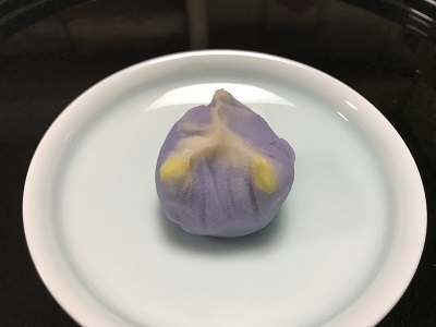 048s